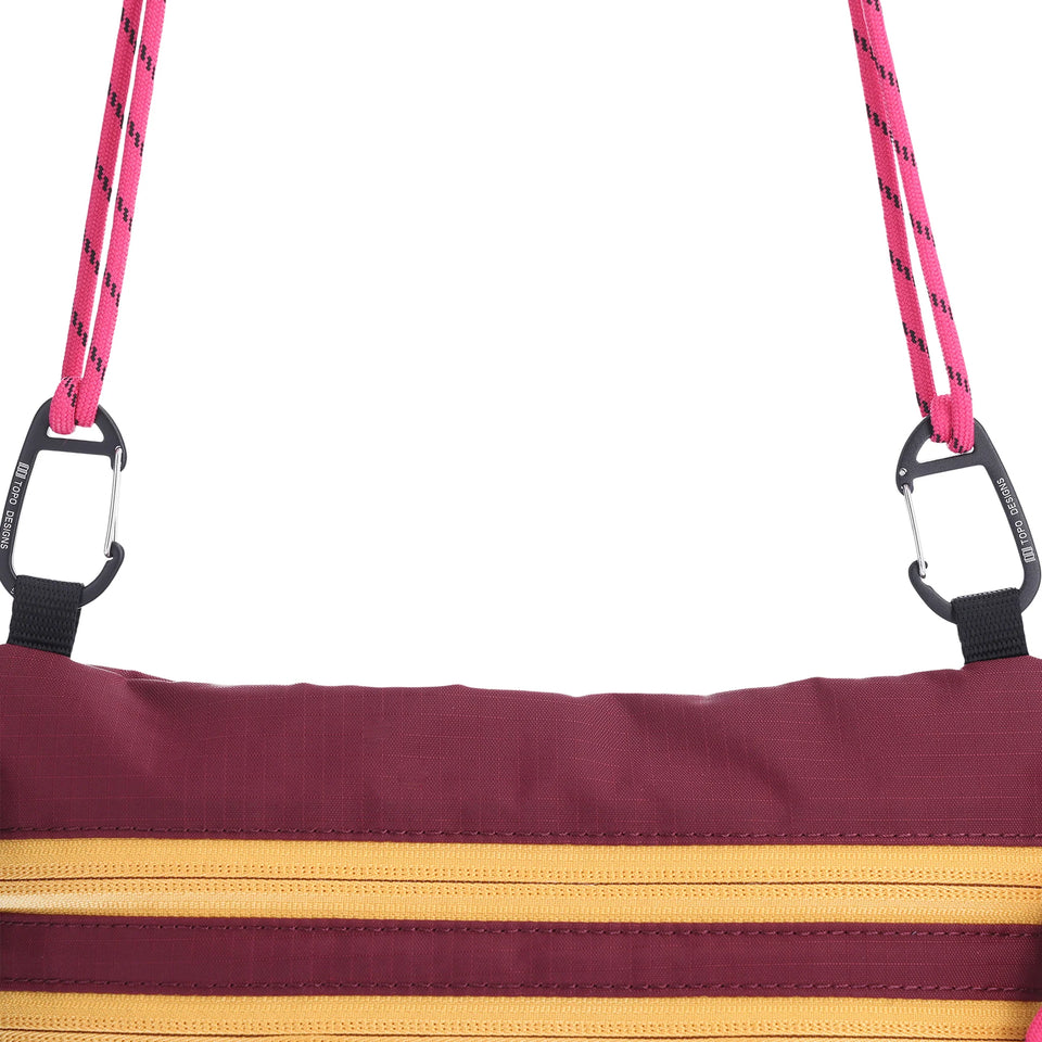 Mountain Accessory Shoulder Bag