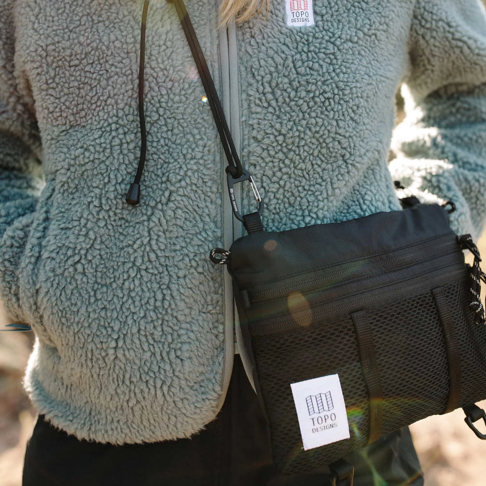 Mountain Accessory Shoulder Bag